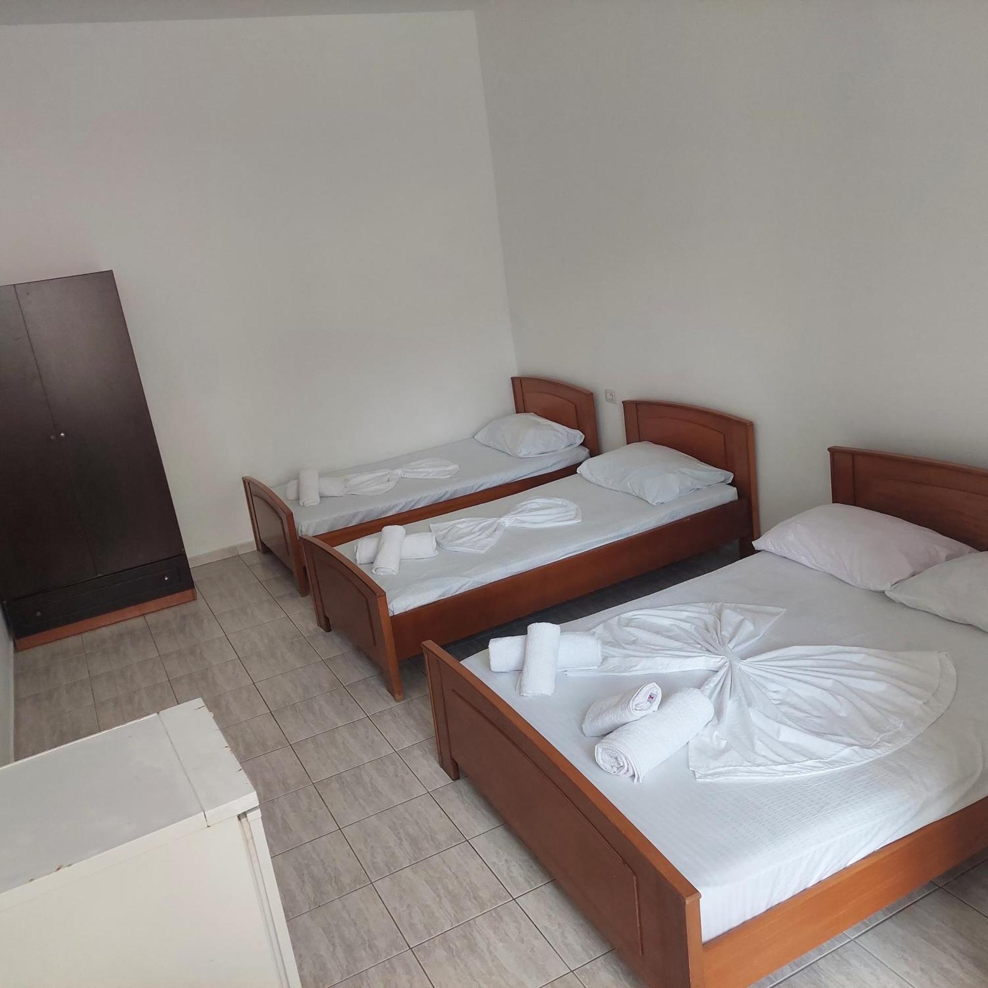 Casa Mia Economy Condos Sarande Bagian luar foto